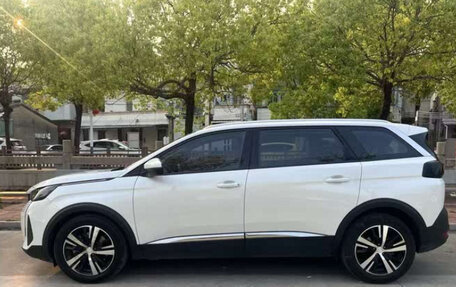 Peugeot 5008 II, 2021 год, 1 770 000 рублей, 3 фотография