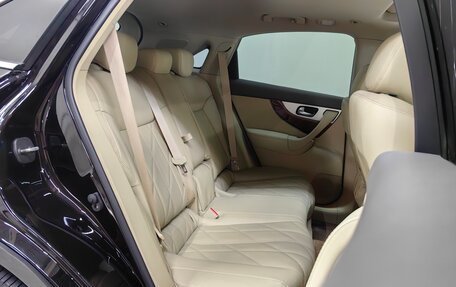Infiniti QX70, 2014 год, 2 149 000 рублей, 9 фотография
