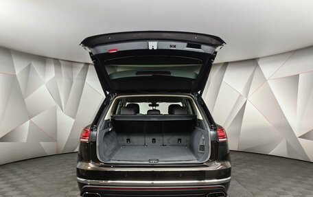 Volkswagen Touareg III, 2018 год, 4 700 000 рублей, 20 фотография