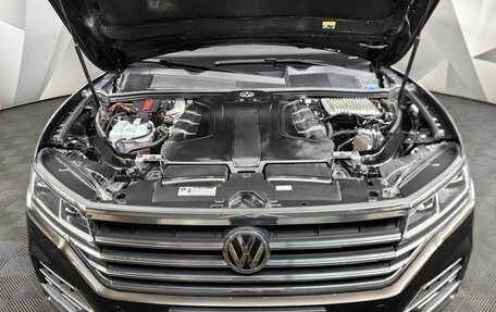 Volkswagen Touareg III, 2018 год, 4 700 000 рублей, 19 фотография