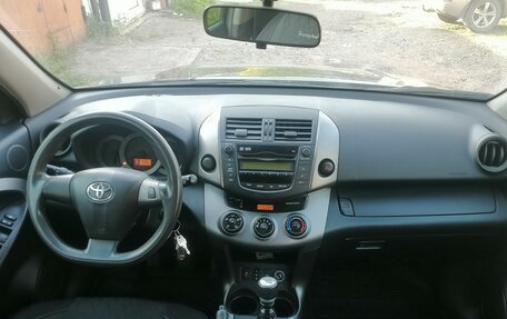 Toyota RAV4, 2011 год, 1 260 000 рублей, 14 фотография