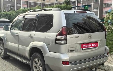 Toyota Land Cruiser Prado 120 рестайлинг, 2006 год, 3 000 000 рублей, 2 фотография