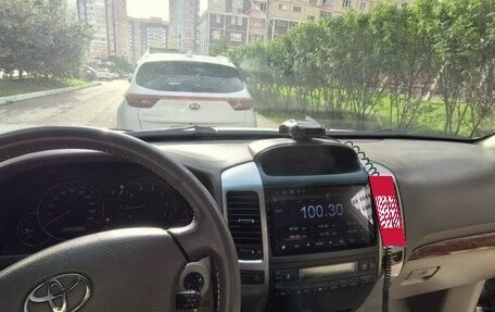 Toyota Land Cruiser Prado 120 рестайлинг, 2006 год, 3 000 000 рублей, 7 фотография