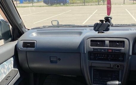 Nissan Terrano II рестайлинг, 1993 год, 800 000 рублей, 12 фотография