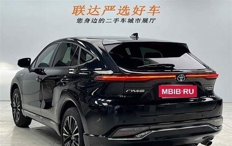 Toyota Venza, 2022 год, 2 654 700 рублей, 4 фотография
