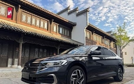 Volkswagen Jetta VII, 2024 год, 1 873 000 рублей, 1 фотография