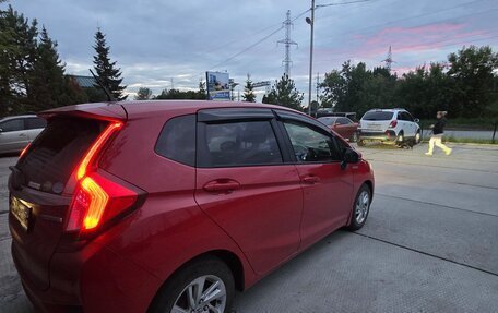 Honda Fit III, 2016 год, 1 025 000 рублей, 2 фотография
