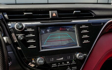 Toyota Camry, 2018 год, 2 310 000 рублей, 13 фотография