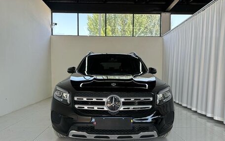 Mercedes-Benz GLB, 2022 год, 2 306 800 рублей, 2 фотография