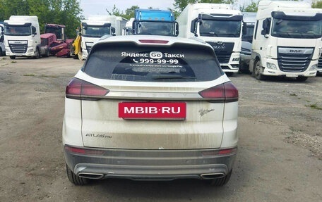 Geely Atlas, 2023 год, 1 550 000 рублей, 8 фотография