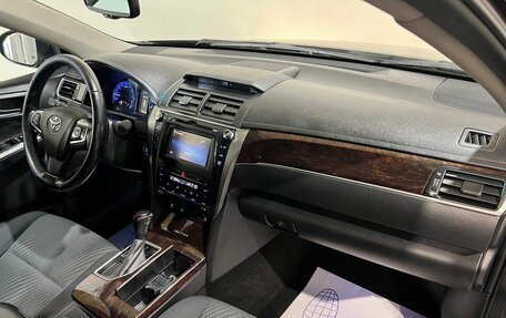 Toyota Camry, 2016 год, 2 100 000 рублей, 13 фотография