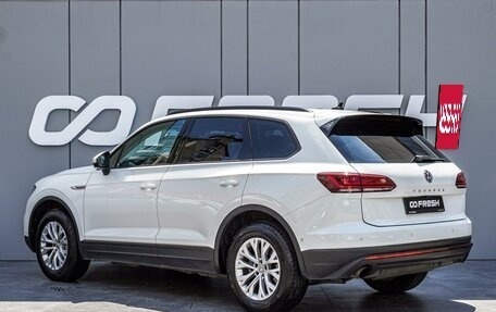 Volkswagen Touareg III, 2019 год, 4 280 000 рублей, 2 фотография