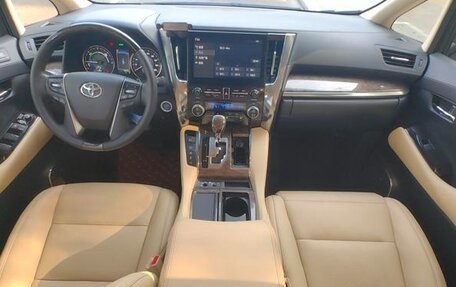 Toyota Alphard III, 2021 год, 5 250 000 рублей, 11 фотография