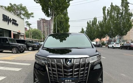 Toyota Alphard III, 2021 год, 5 200 000 рублей, 3 фотография