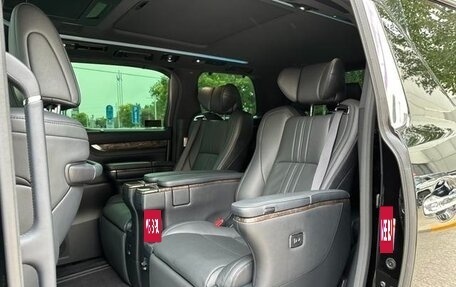 Toyota Alphard III, 2021 год, 5 200 000 рублей, 14 фотография