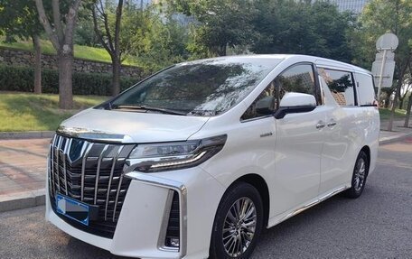 Toyota Alphard III, 2021 год, 5 250 000 рублей, 1 фотография