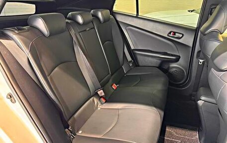 Toyota Prius IV XW50, 2022 год, 2 250 000 рублей, 21 фотография