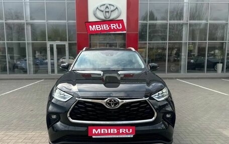 Toyota Highlander, 2025 год, 5 900 000 рублей, 2 фотография