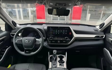 Toyota Highlander, 2025 год, 5 900 000 рублей, 15 фотография
