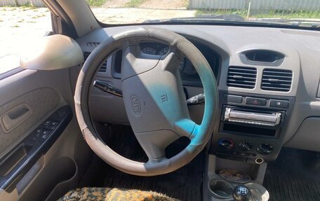 KIA Rio II, 2005 год, 135 000 рублей, 3 фотография