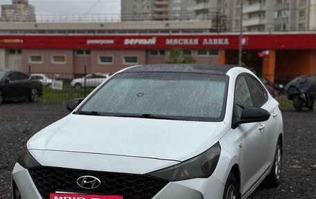 Hyundai Solaris II рестайлинг, 2020 год, 1 250 000 рублей, 5 фотография
