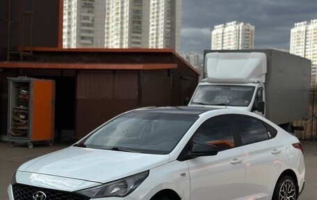 Hyundai Solaris II рестайлинг, 2020 год, 1 250 000 рублей, 2 фотография