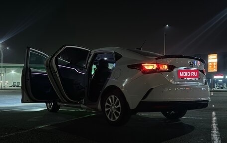 Hyundai Solaris II рестайлинг, 2020 год, 1 250 000 рублей, 7 фотография