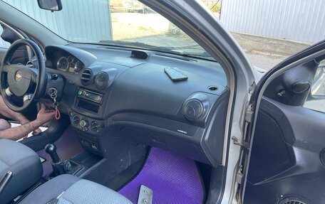 Chevrolet Aveo III, 2009 год, 260 000 рублей, 3 фотография