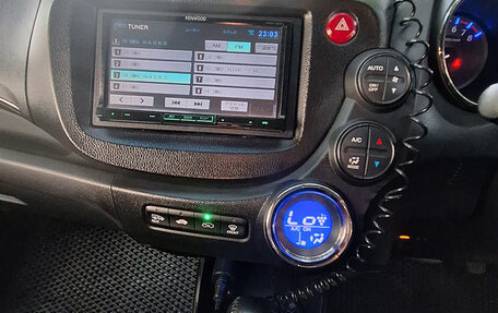 Honda Fit III, 2014 год, 1 400 000 рублей, 2 фотография
