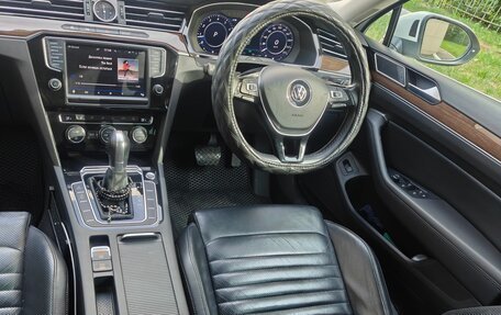 Volkswagen Passat B8 рестайлинг, 2016 год, 1 999 999 рублей, 7 фотография