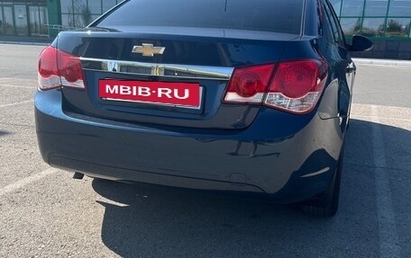 Chevrolet Cruze II, 2011 год, 800 000 рублей, 2 фотография