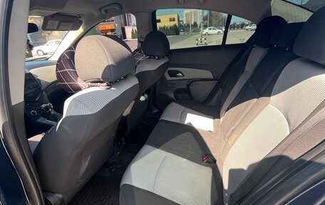 Chevrolet Cruze II, 2011 год, 800 000 рублей, 6 фотография