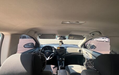 Chevrolet Cruze II, 2011 год, 800 000 рублей, 5 фотография