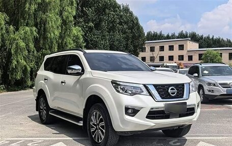 Nissan Terra, 2022 год, 2 290 000 рублей, 3 фотография