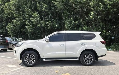 Nissan Terra, 2022 год, 2 290 000 рублей, 4 фотография