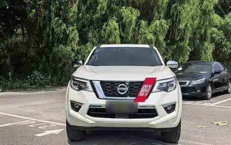 Nissan Terra, 2022 год, 2 290 000 рублей, 2 фотография