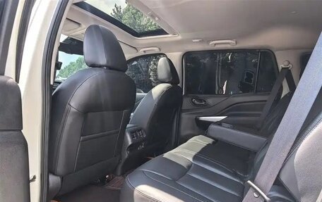 Nissan Terra, 2022 год, 2 290 000 рублей, 15 фотография