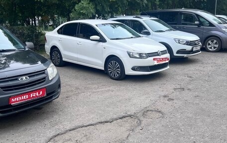 Volkswagen Polo VI (EU Market), 2012 год, 645 000 рублей, 1 фотография
