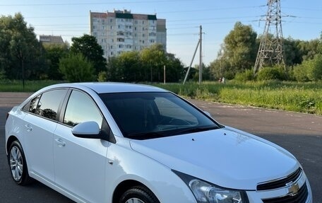 Chevrolet Cruze II, 2011 год, 780 000 рублей, 2 фотография