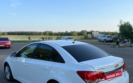 Chevrolet Cruze II, 2011 год, 780 000 рублей, 5 фотография