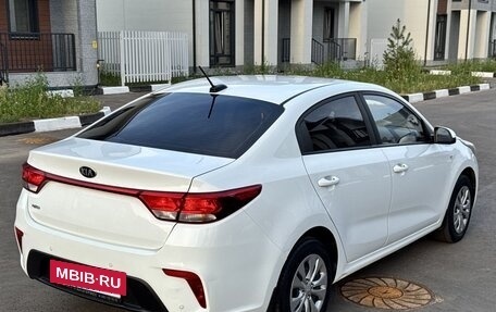 KIA Rio IV, 2018 год, 1 060 400 рублей, 3 фотография
