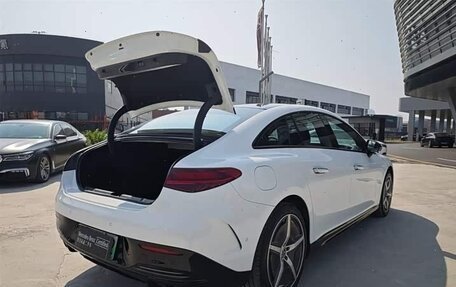 Mercedes-Benz EQE, 2022 год, 4 490 000 рублей, 5 фотография