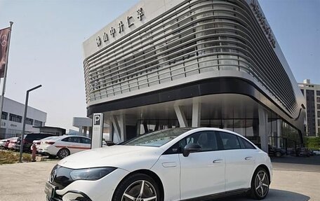 Mercedes-Benz EQE, 2022 год, 4 490 000 рублей, 2 фотография