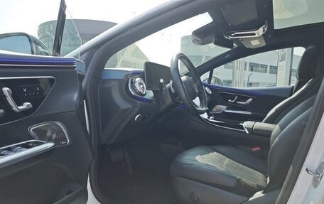 Mercedes-Benz EQE, 2022 год, 4 490 000 рублей, 6 фотография