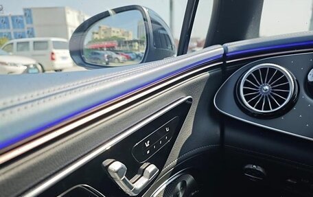 Mercedes-Benz EQE, 2022 год, 4 490 000 рублей, 11 фотография