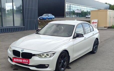 BMW 3 серия, 2013 год, 1 490 000 рублей, 12 фотография