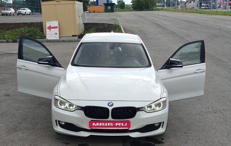 BMW 3 серия, 2013 год, 1 490 000 рублей, 15 фотография