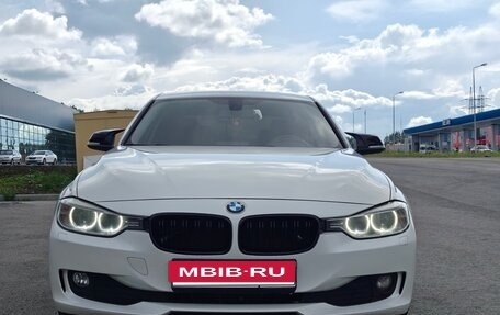 BMW 3 серия, 2013 год, 1 490 000 рублей, 11 фотография