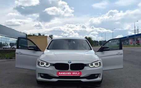 BMW 3 серия, 2013 год, 1 490 000 рублей, 16 фотография