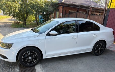 Volkswagen Jetta VI, 2014 год, 1 300 000 рублей, 4 фотография